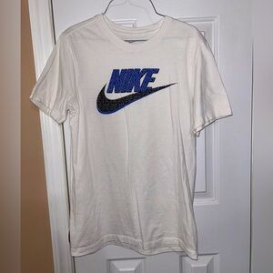 Mens Nike Tee / Size Small / Lightly worn / No tears or stains